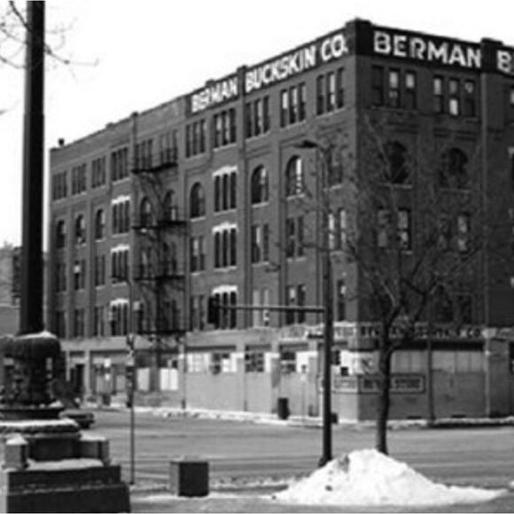 Pelle Studio by Wilsons Leather Tan Wallet On A String Crossbody Clutch - Picture 12 of 15